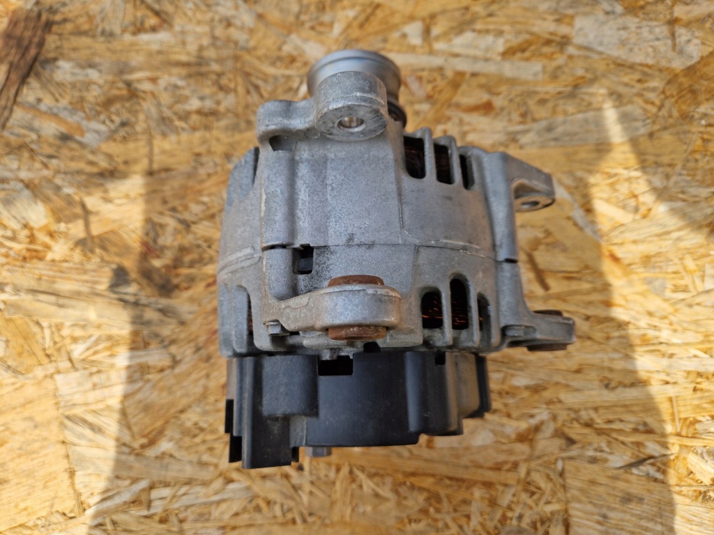 Купить Генератор vw audi skoda 1.0tsi 04e903015
