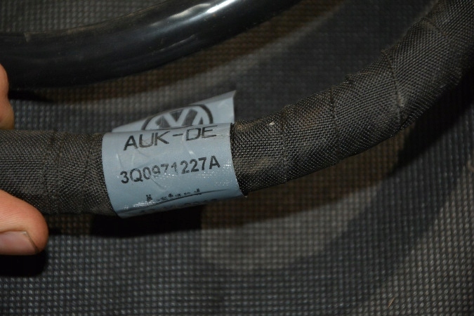 фото №4, Шланг джгут vw passat b8 3q0971227a