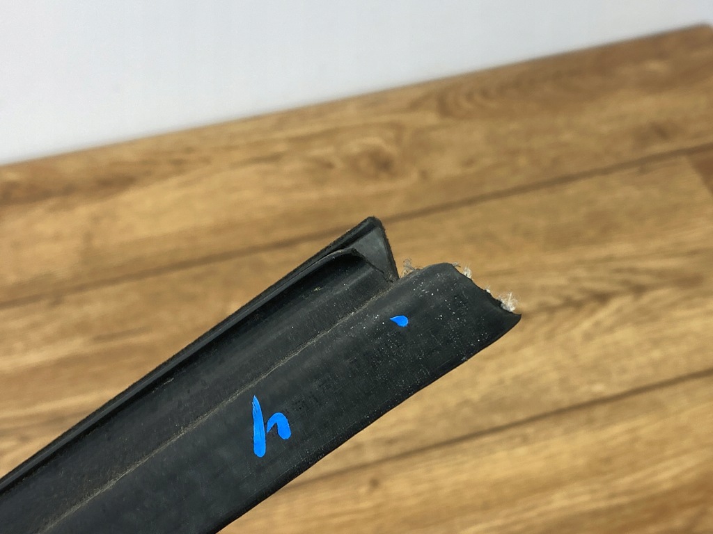 фото №11, Прокладка молдинг дверь левый перед dodge charger 2015+ usa