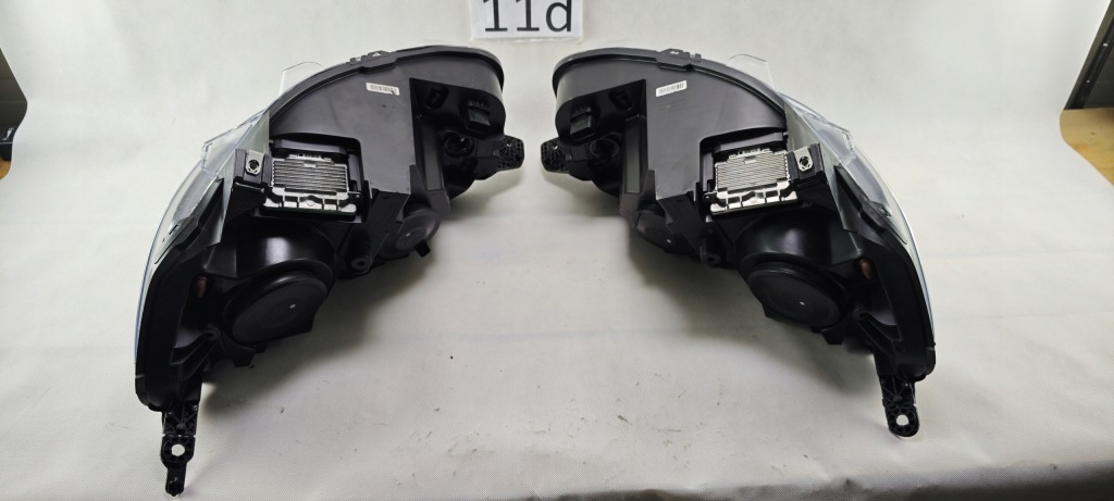 фото №12, Toyota proace ксенон led левый prwy фара лампа левая правая