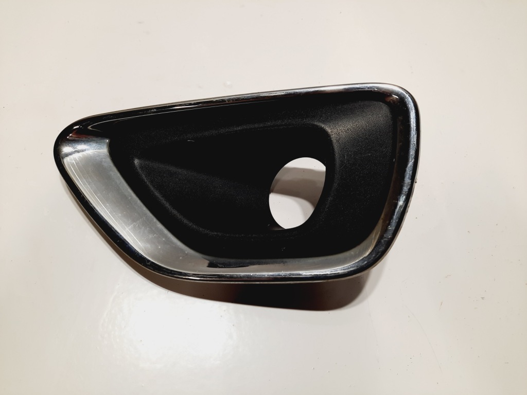 фото №1, Jeep grand cherokee wk2 lift решётка рамка противотуманной фары левая 68143081ab