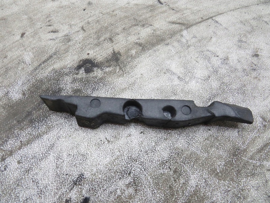 фото №1, Прокладка капот права audi a8 d4 4h0823734b