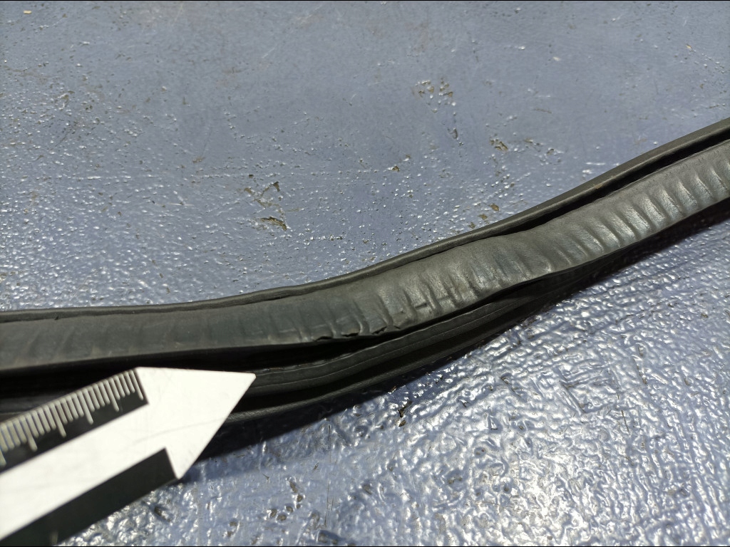 фото №3, Bmw 5 g30 sedan прокладка дверь задняя задняя левая