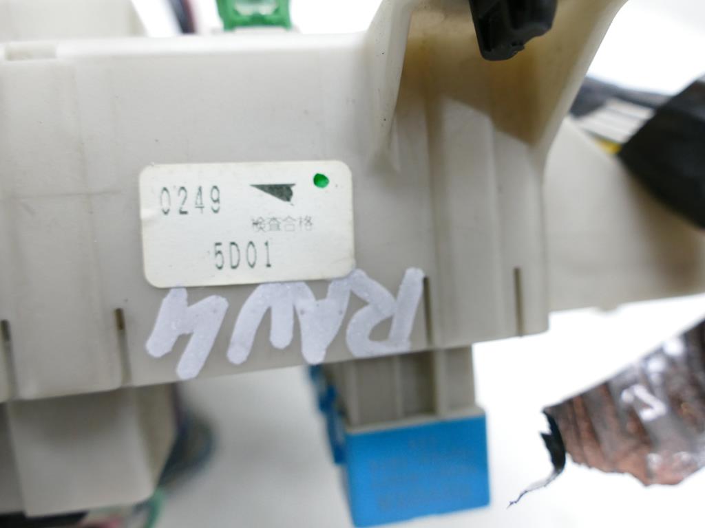 фото №9, Toyota rav4 ii d4d коробка предохранителей модуль