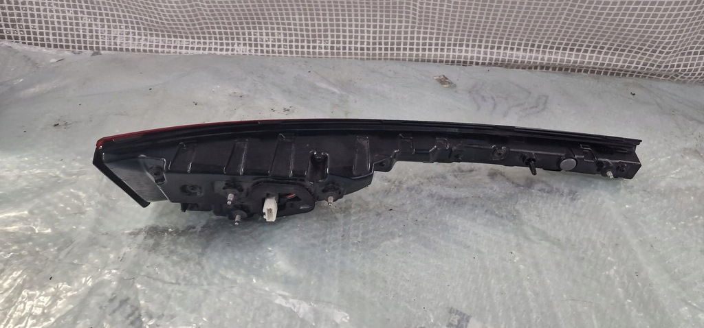 фото №1, Kia pro ceed proceed 2017- лампа задня задня права w кришка