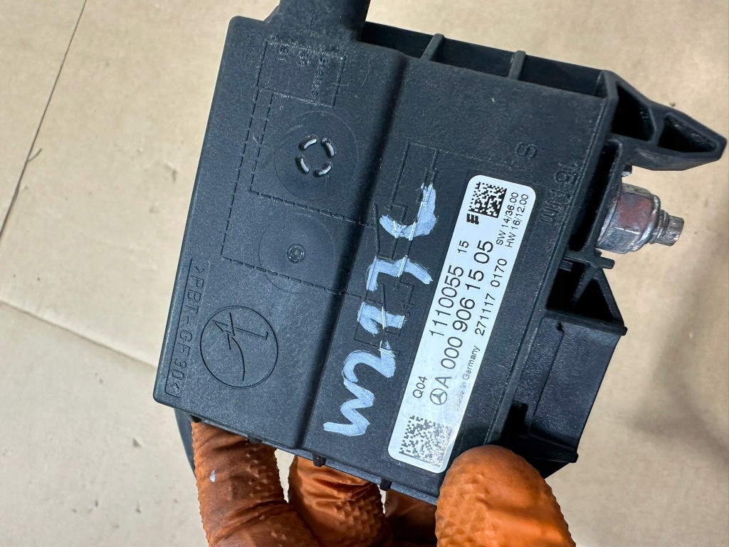 Клемма аккумулятор, модуль, предохранитель mercedes e klasa w213 g европа Недорого