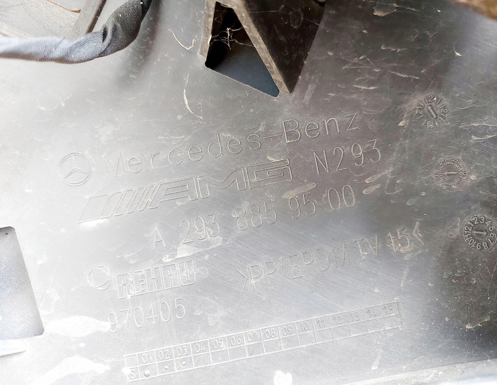 фото №14, Mercedes eqc n293 w293 23r. бампер перед kompletny цвет 192 a2938859500