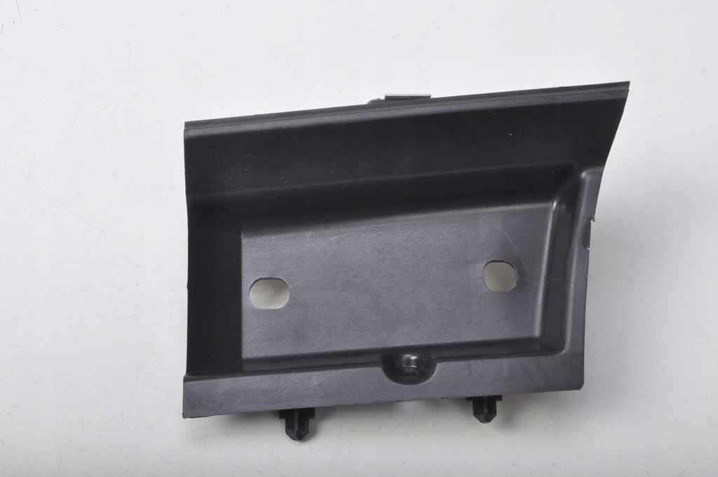 фото №1, Land rover defender l663 защита пластик l8b2-06202-cc