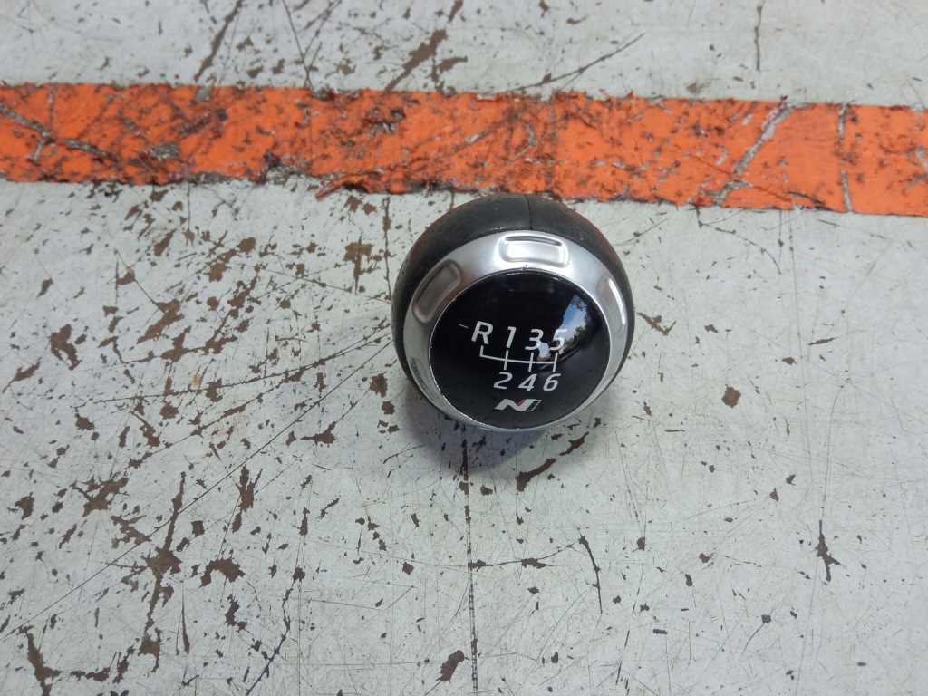 фото №1, Hyundai i30 n ручка переключения передач