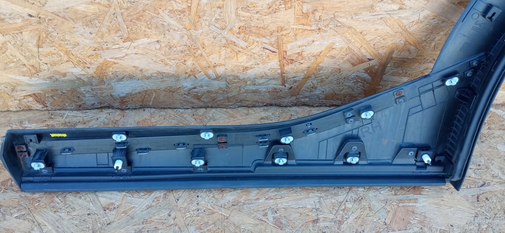 фото №10, Kia ev6 2021- молдинг накладка двері правий задня права задня 87734-cv100