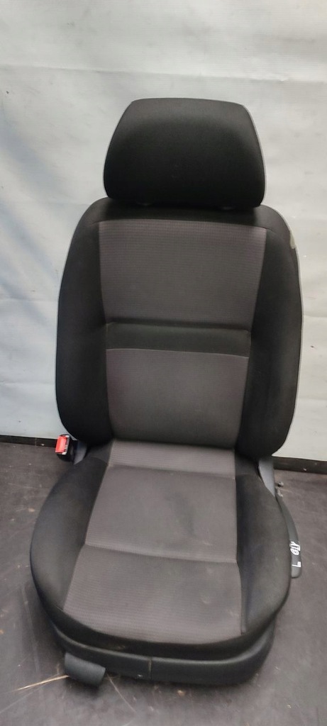 фото №9, Сидіння сидіння комплект vw golf iv 1,4 16v 5d hb