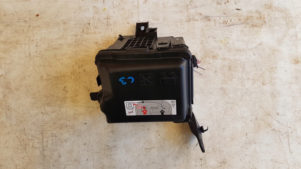 фото №1, Citroen c3 iii коробка предохранителей