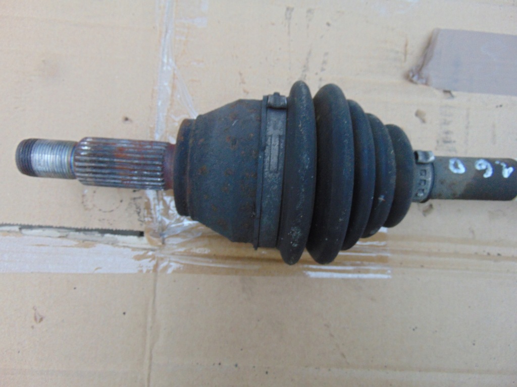фото №3, Привідний вал ліва короткий ford fiesta mk7 1.6 tdci