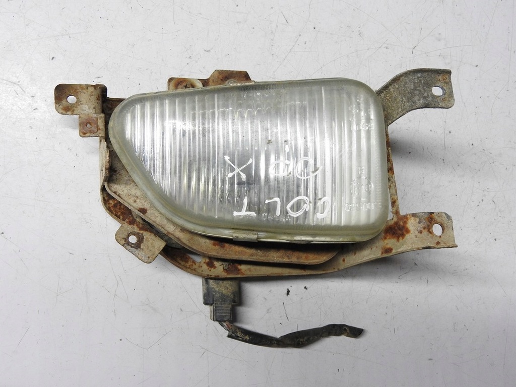 фото №1, Mitsubishi colt v 96-03 противотуманная фара правый