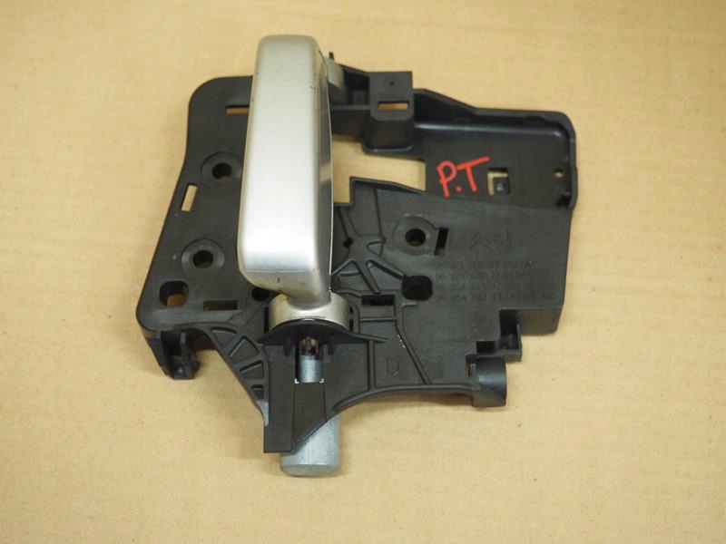 фото №1, Ручка дверь правых раздвижных berlingo partner iii