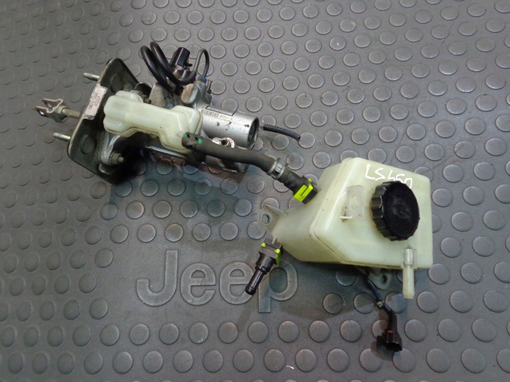 фото №1, Насос тормозная 138110-10460 lexus ls 460