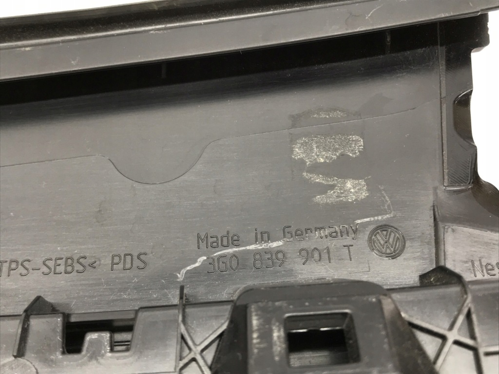 Vw passat b8 молдинг стійка дверей ліве задні 3g0839901t Доставка