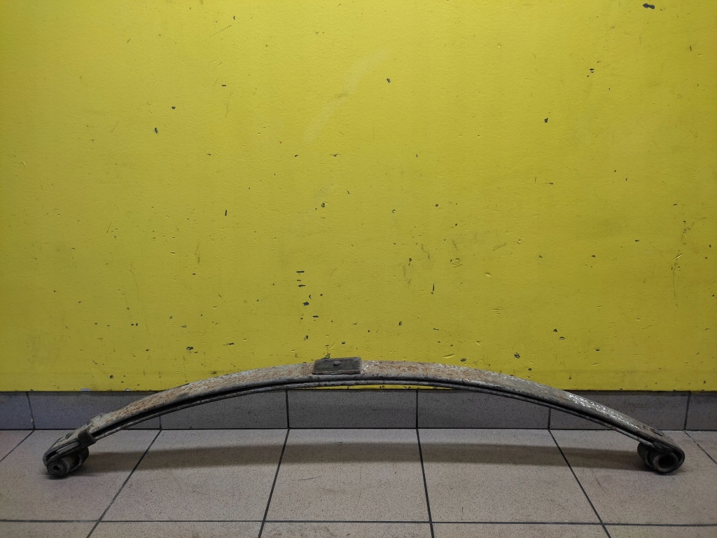 фото №2, Mercedes 207/310 t1 2.9 d рессора левый перед