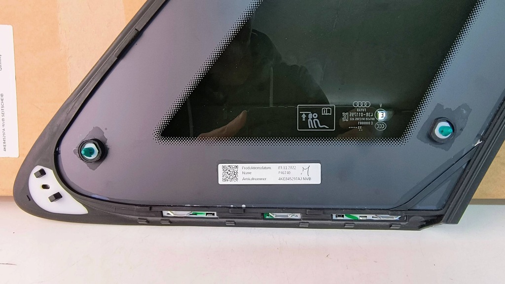 фото №7, Скло кузовна двері задніх ліва audi q8 e-tron 22 rok