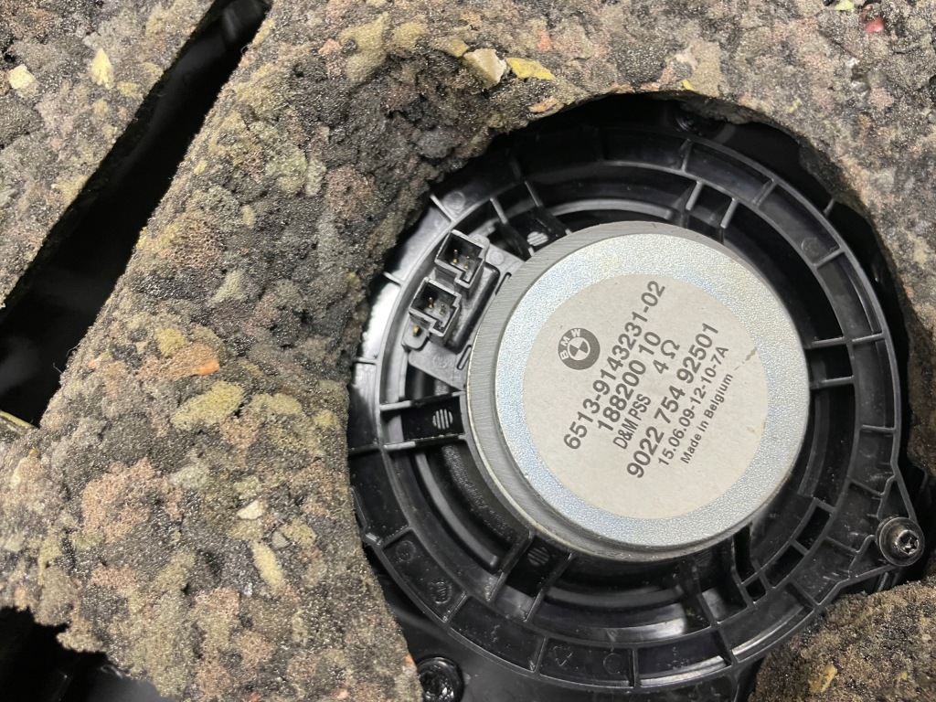 Обшивка обивка дверь правый задний  bmw e92 m3 с Разборки