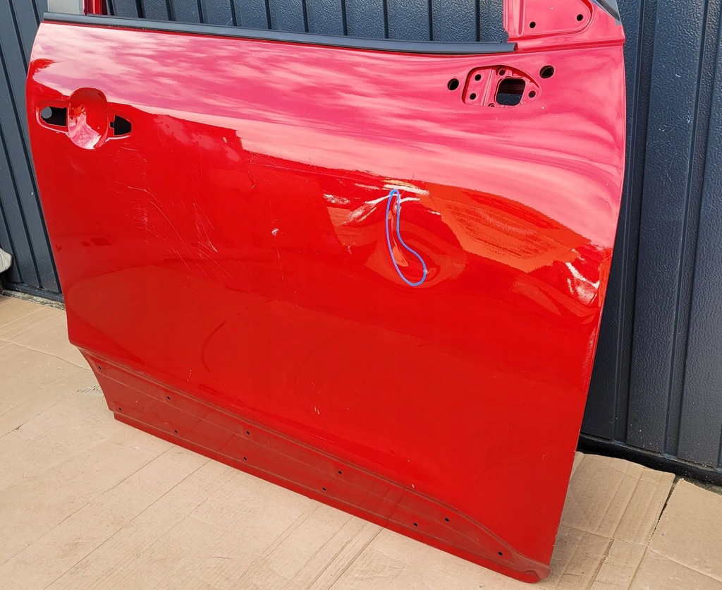 фото №2, Toyota yaris cross дверь перед передние правое fv