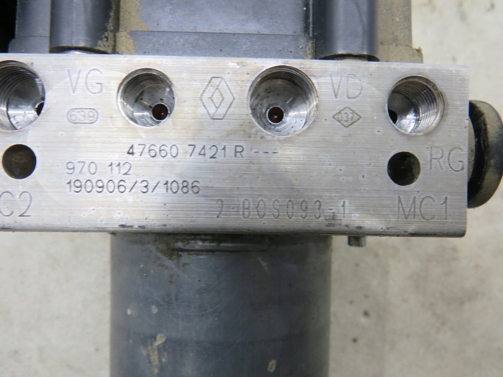 фото №9, Насос abs clio v 476607421r