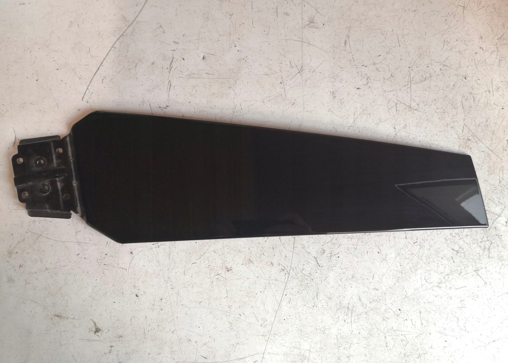 фото №1, Накладка защита стойка a5 sportback 8t8853289t