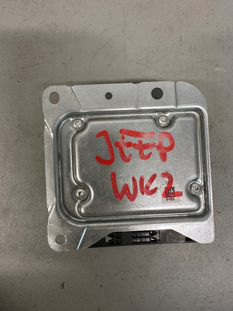 фото №1, 670153625 jeep wk2 maserati ghibli модуль подушок