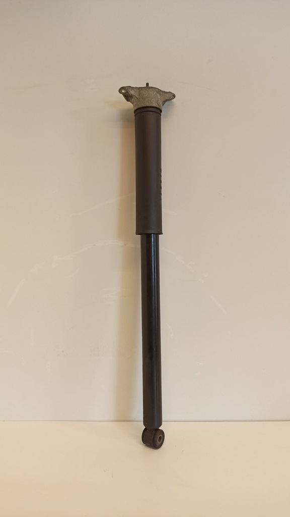 фото №1, Volvo v40 ii амортизатор задняя 31317962