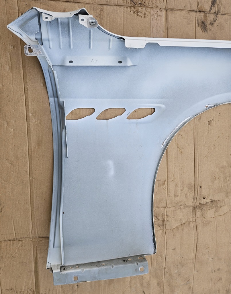 Левое  передний перед крыло  maserati quattroporte vi 6 m156 оригинал в Украине