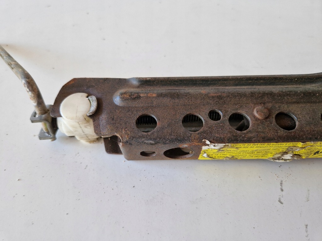 фото №7, Домкрат подъемник audi a6 c4 4a0011031b