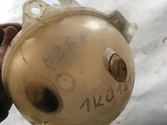 фото №6, Бак расширительный audi a3 8p 1k0121407