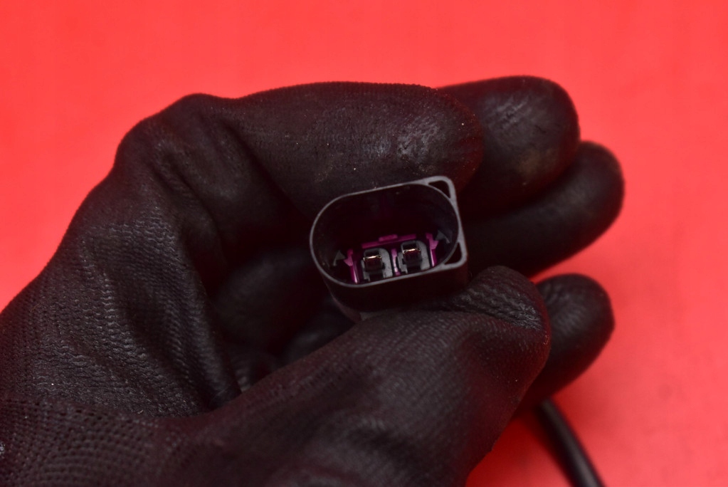 фото №7, Замок засов капот 4l0823509 audi q7 4l 05-09