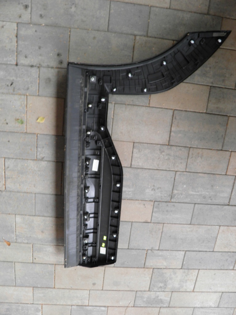 фото №7, Kia ev9 накладка молдинг крыла дверь левая задняя 87743-do100 87733-do300
