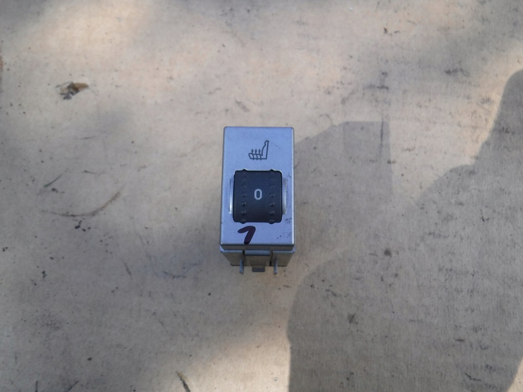 фото №1, Перемикач підігрів сидіння ford kuga mk1