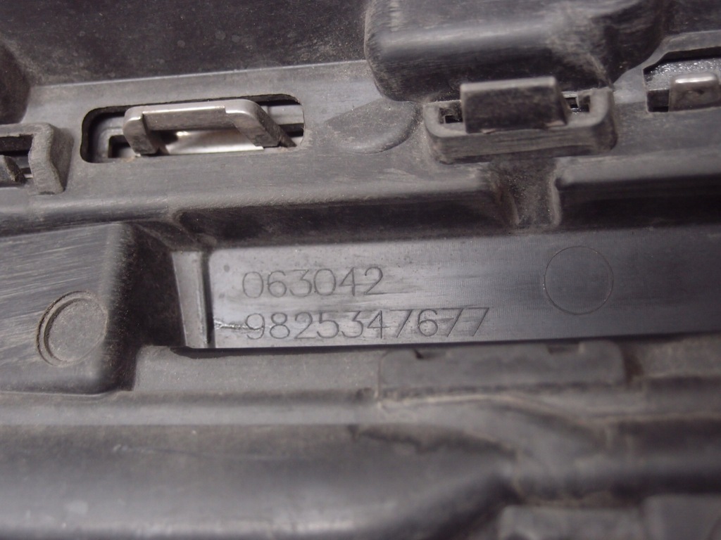 фото №10, Решётка радиатора решётка радиатора бампера перед c5 aircross 9825347677