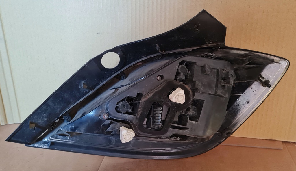 фото №8, Лампа левый задняя opel astra h hb 342691834 europa