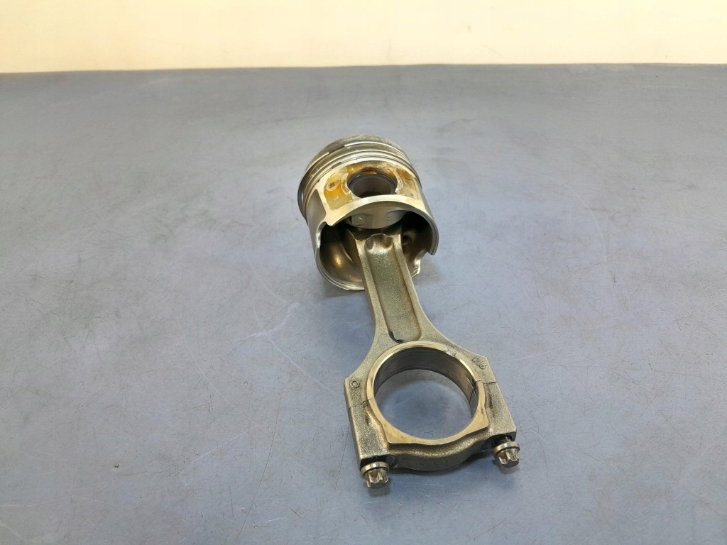 фото №4, Bmw 5 f10 2.0 d поршень шатун 0840zu