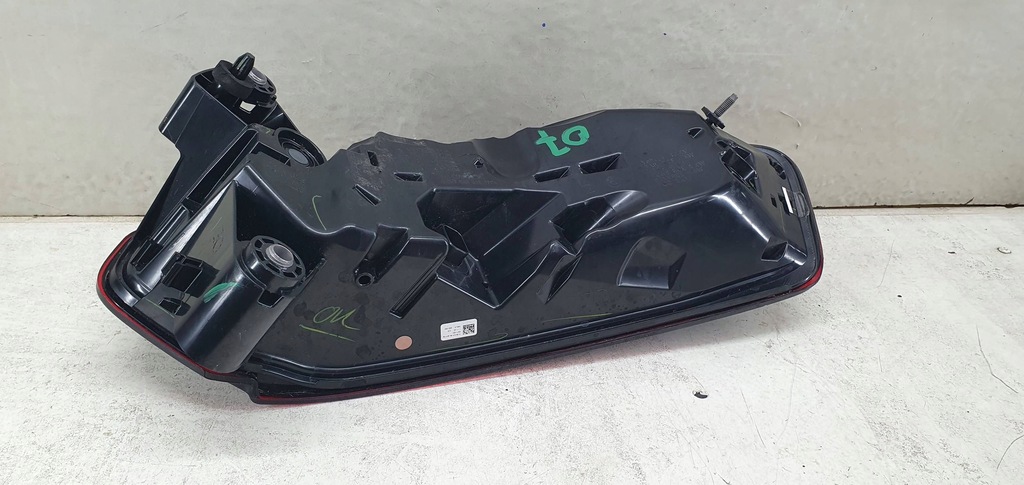 фото №12, Bmw 2 ii g42 лампа задняя левый задняя