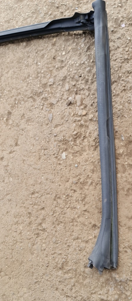 фото №8, Citroen c3 pluriel прокладка дах передня