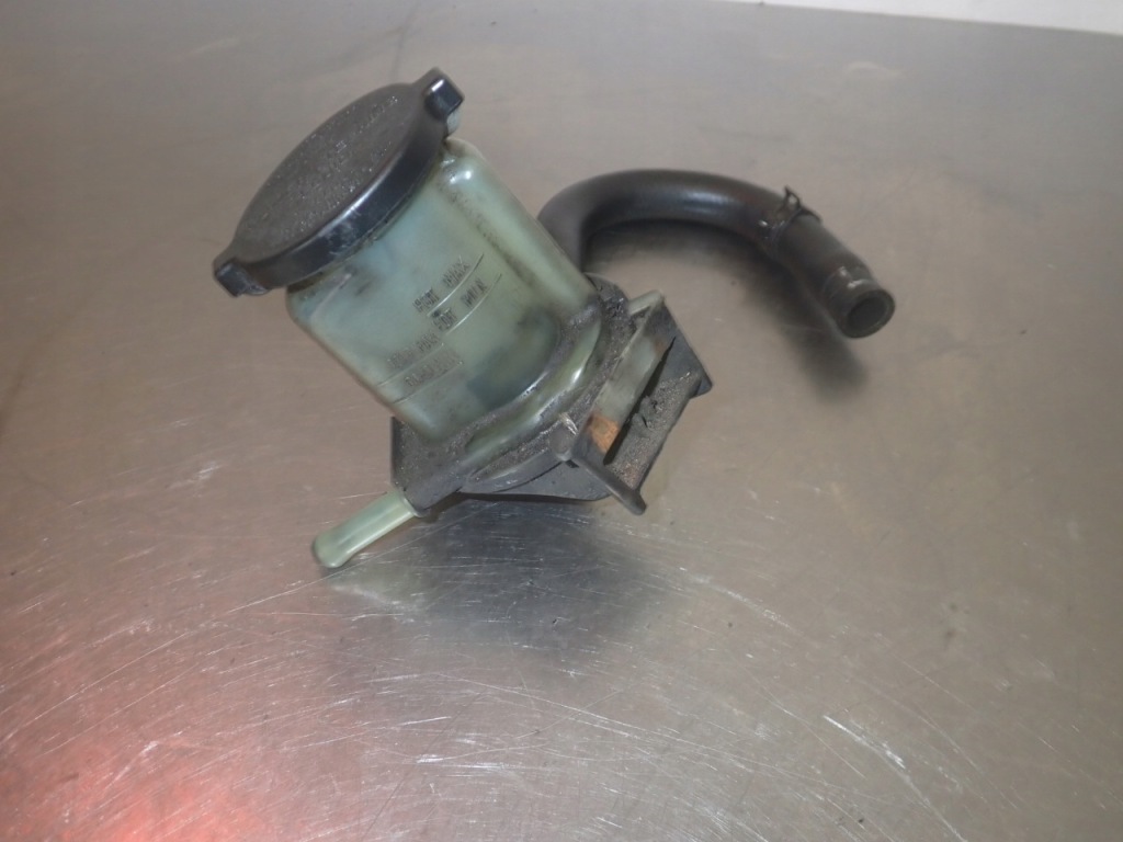 фото №1, Бачок жидкость усилителя toyota rav4 ii lift