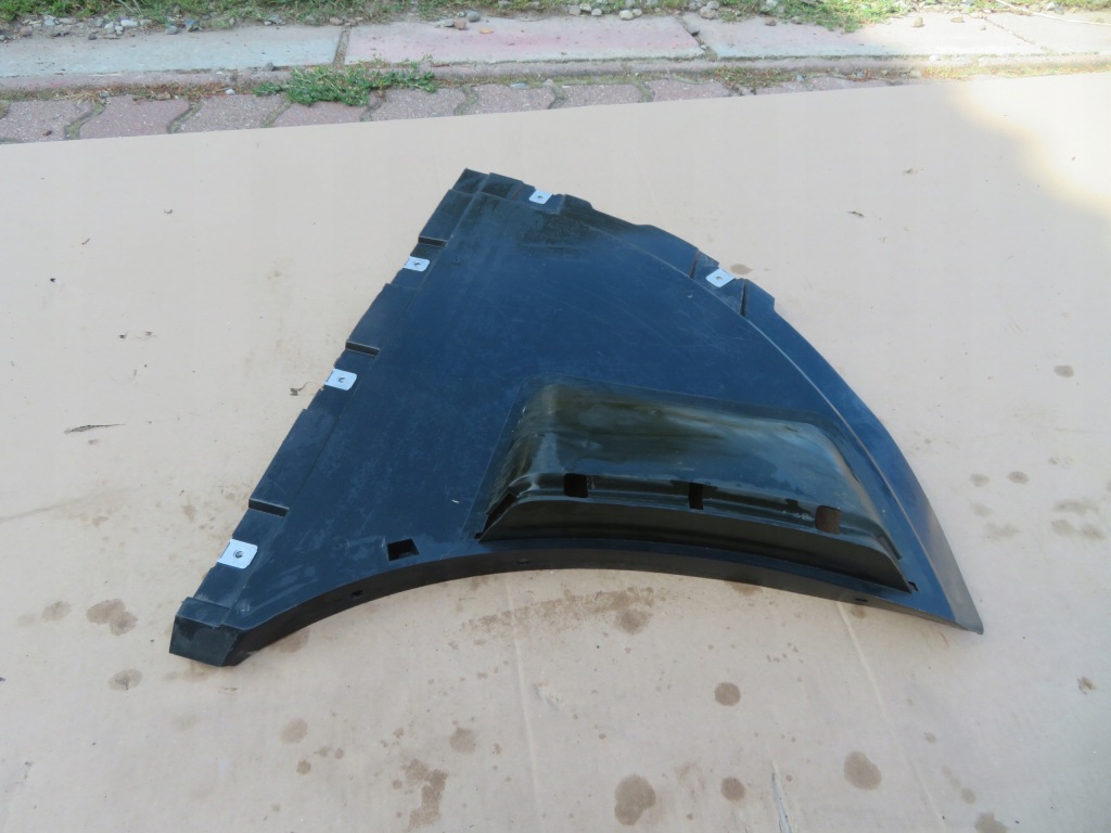 фото №1, Підкрилок передні ліва porsche taycan 9j1809957d