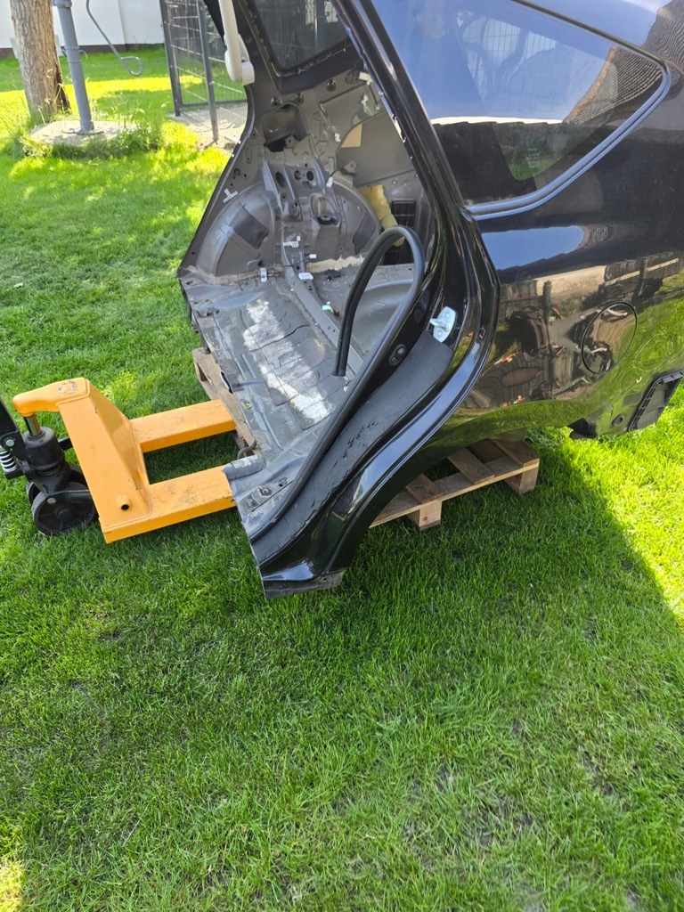 фото №7, Toyota prius plus pas задний крыло четверть