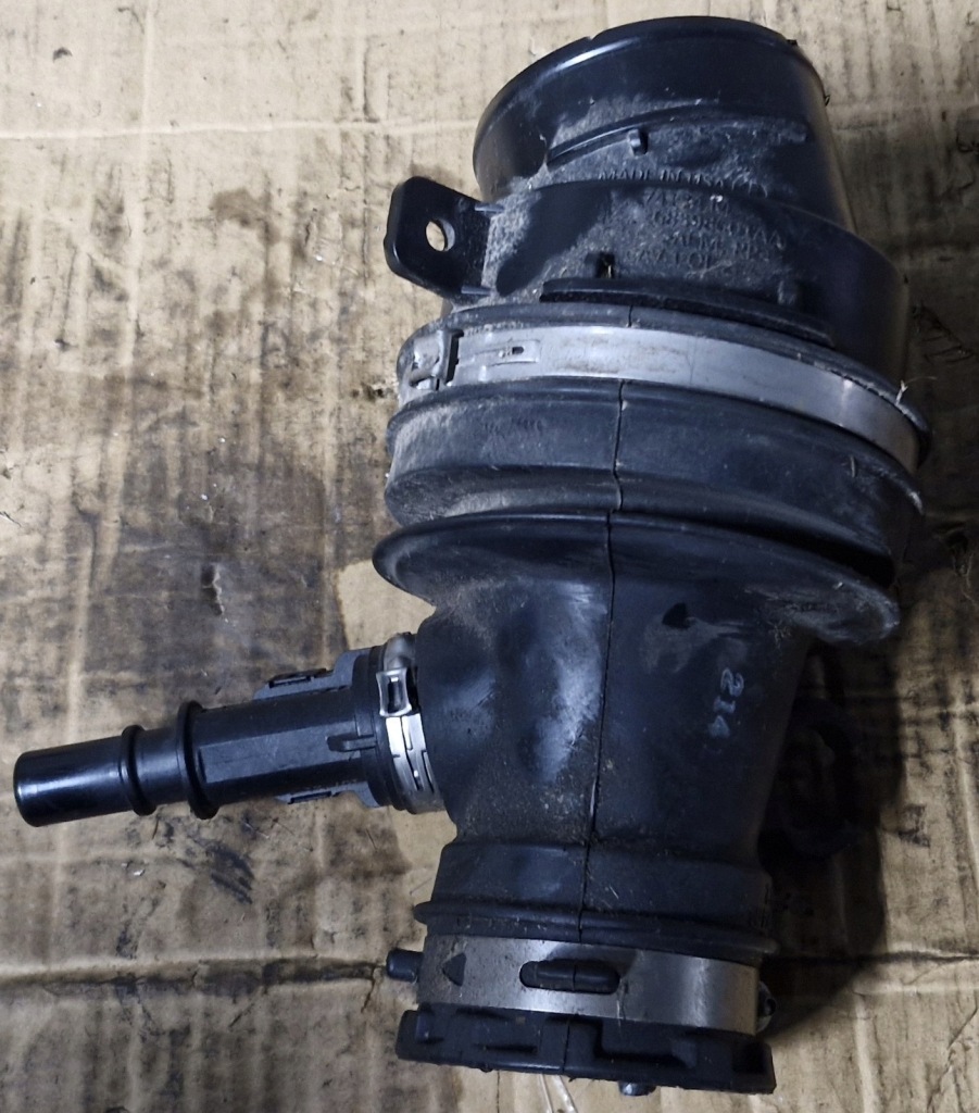 фото №1, Шланг труба воздухозаборник воздуха wrangler jl kl 2.0 t 68398601aa