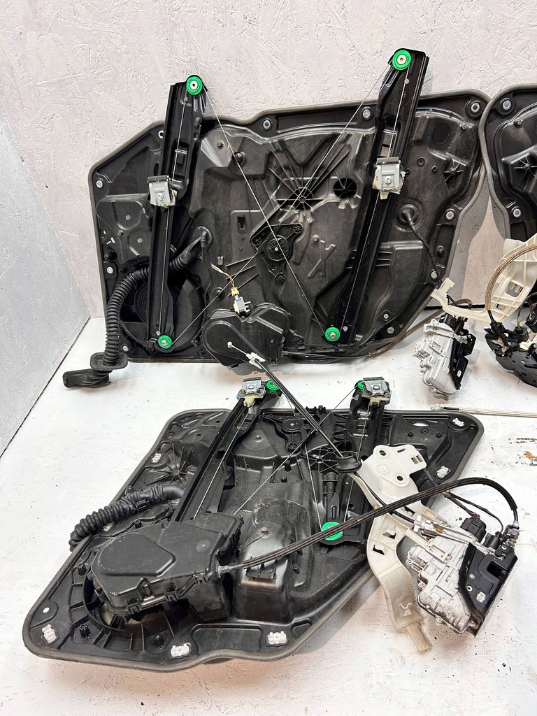 фото №5, Porsche cayenne 7p5 lift 2015 доводчики soft close набор комплект