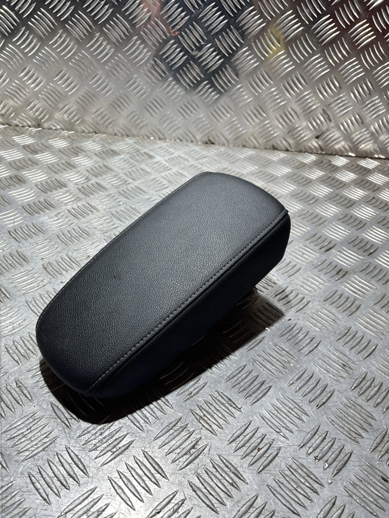 Купити Підлокітник шкіряний opel mokka b 2 20-