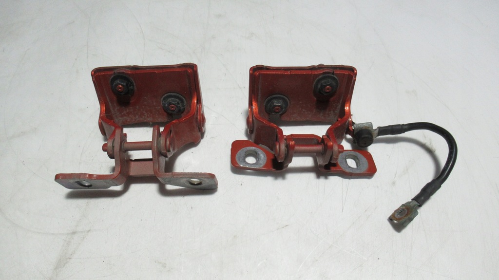 фото №1, Петля петли крышки задняя задний bmw f20 kpl b44