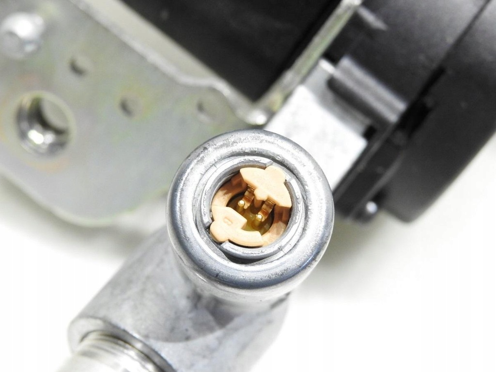 фото №3, Pas безопасности правый задняя volvo v70 iii