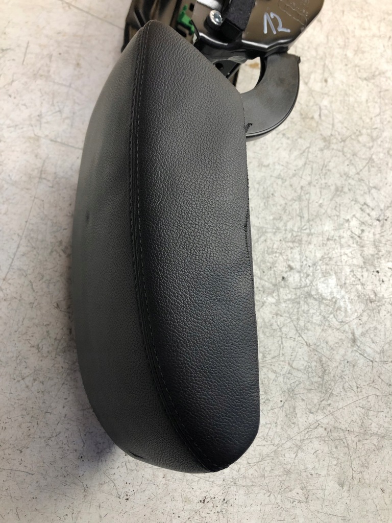 фото №5, Підлокітник шкіра audi q5 8r0864283a