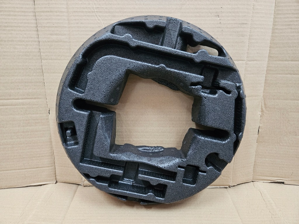 фото №1, Вкладиш пінополістирол багажника audi a5 f5 a4 8w новий